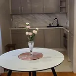 Cosmopolitan Apartament