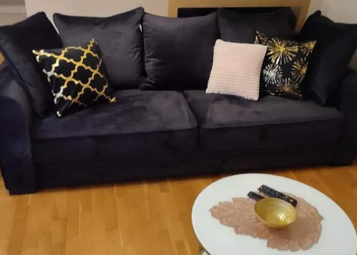Cosmopolitan Apartament